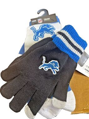 Socktastic! Detroit Lions NFL  Crew Socks L Blue/Gray/White Colorblock & gloves!